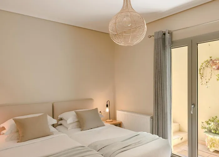 Villa Sarlata Svoronata