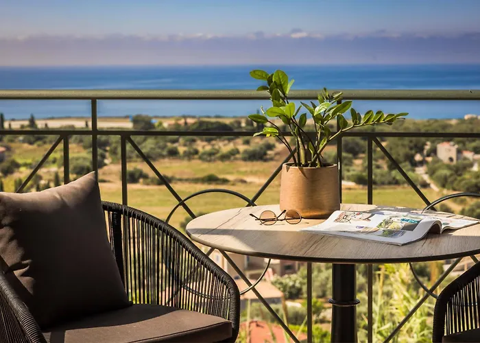 Villa Sarlata Svoronata