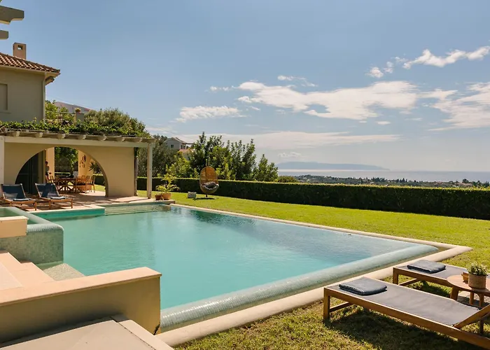 Villa Sarlata Svoronata