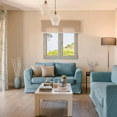 Sarlata Villa Svoronata