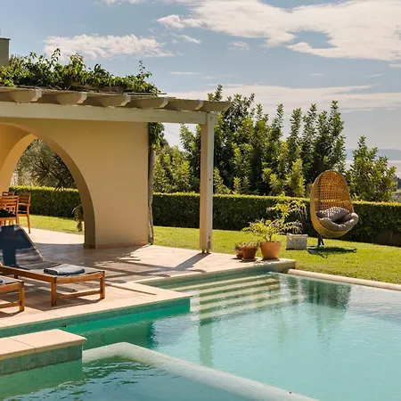 Sarlata Villa *