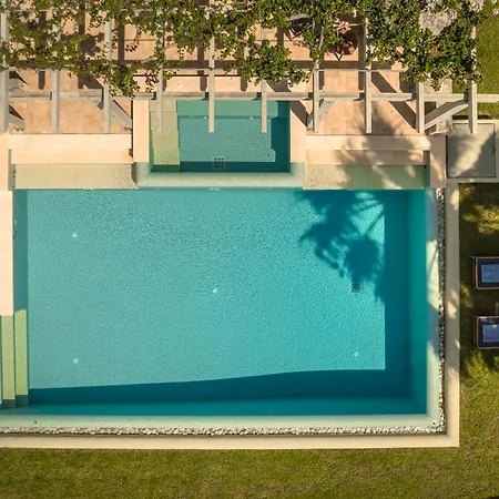 Villa Villas *