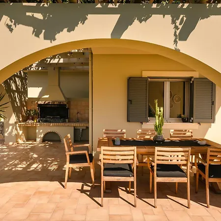 Villas *