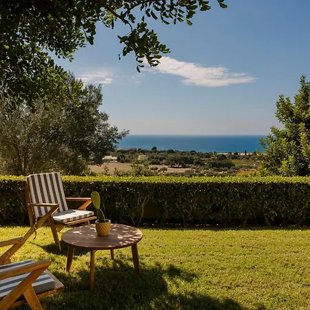 Villas * Svoronata
