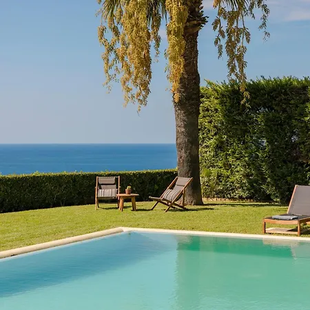 Villa Villas *